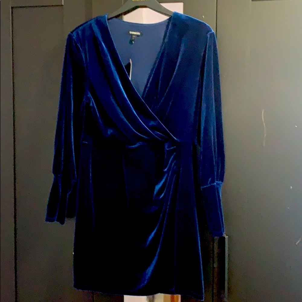 Blue dress